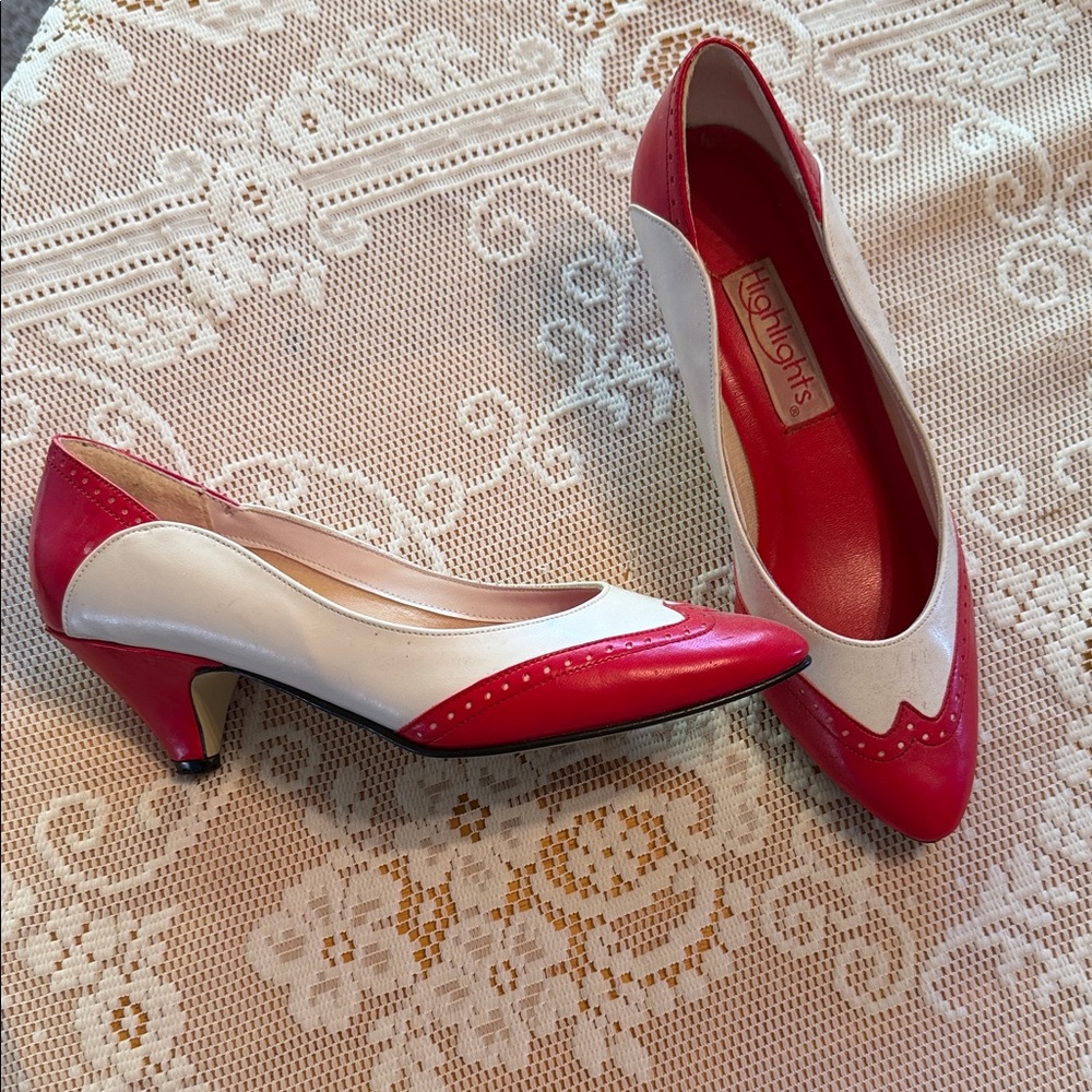 Elegant Red and White vintage pumps
